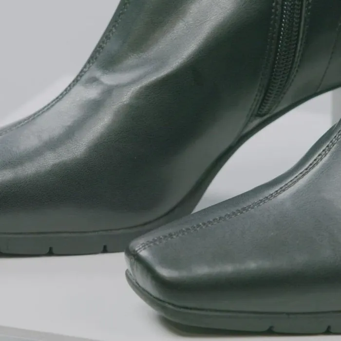 Aerosoles Comfortable Women039s Ankle Boot In Black Stretch Black Women Ankle Boots