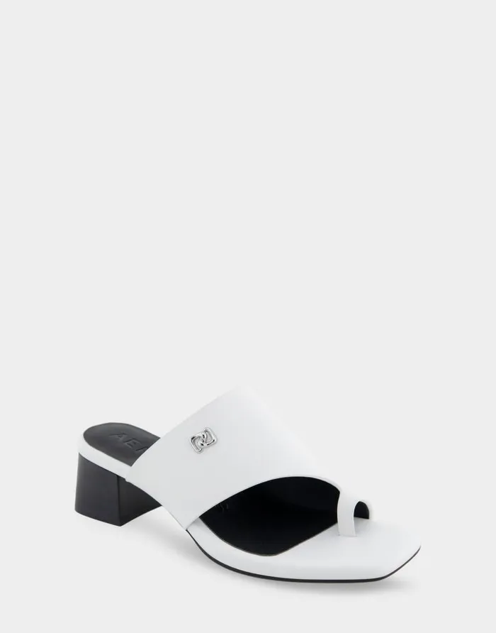 Aerosoles Comfortable Women039s Hooded Toe Ring Block Heel Slide Sandal In White Leather White Leather Women Clogs and Mules