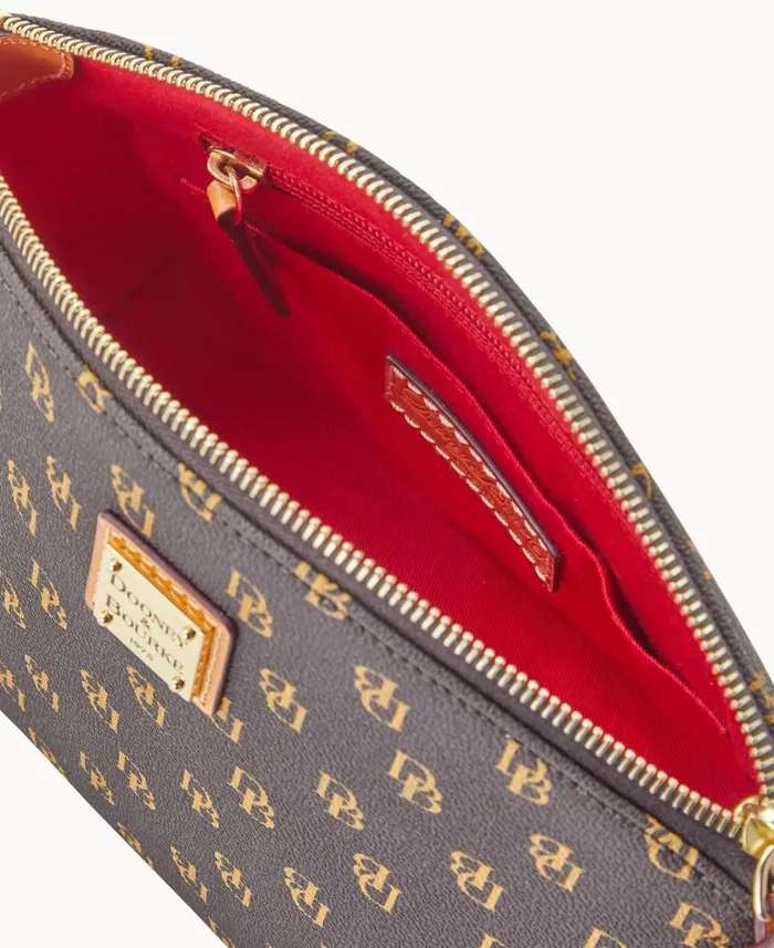 Blakely Penny Crossbody Brown Tmoro Woman Dooney and Bourke Crossbodies Blakely Penny Crossbody Brown Tmoro Woman Dooney and Bourke Crossbodies