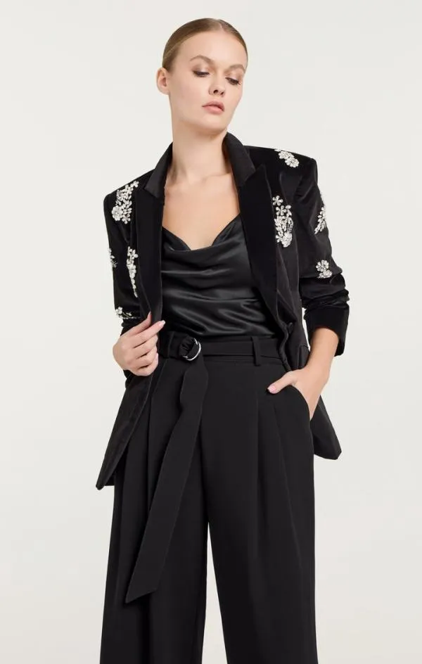 Cinq Sept Crystal Ivy Chenille Scrunched Cheyenne Blazer Black Women Blazers
