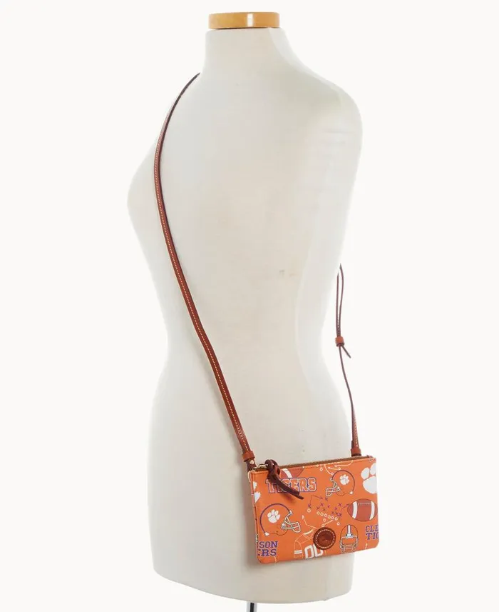 Collegiate Clemson Top Zip Crossbody Clemson Woman Dooney and Bourke Crossbodies Collegiate Clemson Top Zip Crossbody Clemson Woman Dooney and Bourke Crossbodies