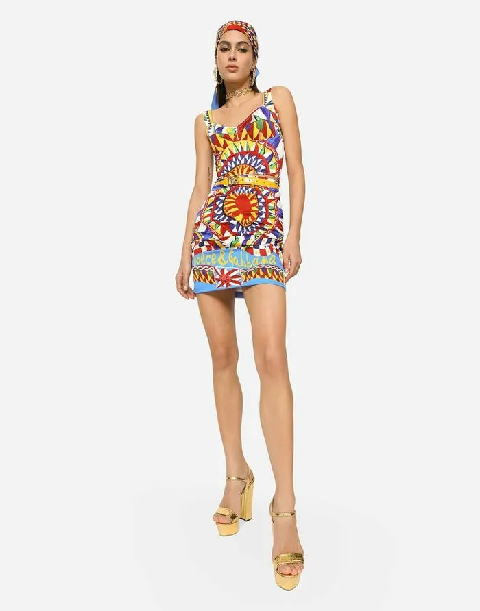 Dolce and Gabbana Shirts And Tops Women Carrettoprint Charmeuse Bustier Top Multicolor Dolce and Gabbana Shirts And Tops Women Carrettoprint Charmeuse Bustier Top Multicolor