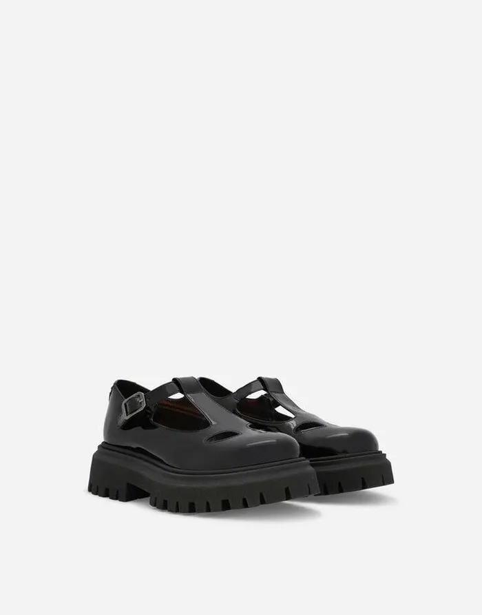 Dolce and Gabbana Shoes 2438 Children Twohole Patent Leather Ballet Flats Black Dolce and Gabbana Shoes 2438 Children Twohole Patent Leather Ballet Flats Black