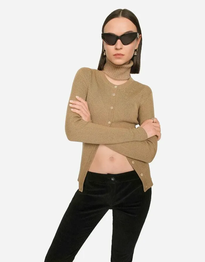 Dolce and Gabbana Sweaters And Cardigans Women Wool And Cashmere Cardigan With Detachable Collar Multicolor Dolce and Gabbana Sweaters And Cardigans Women Wool And Cashmere Cardigan With Detachable Collar Multicolor