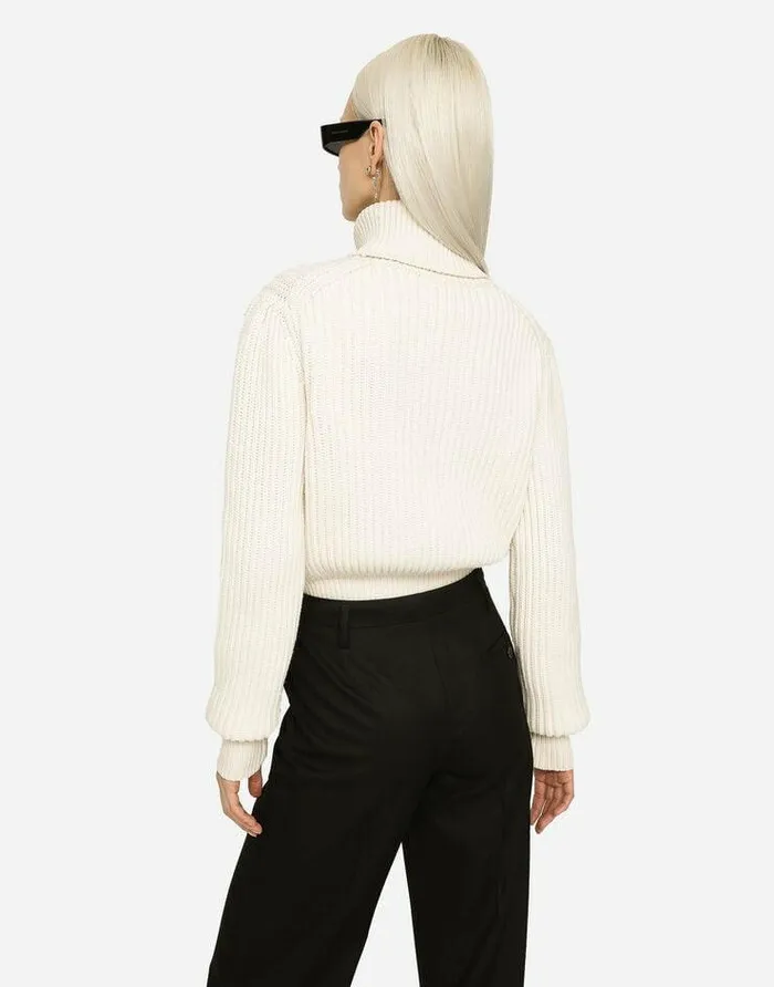 Dolce and Gabbana Sweaters And Cardigans Women Wool Fishermans Rib Turtleneck Sweater With DG Logo White Dolce and Gabbana Sweaters And Cardigans Women Wool Fishermans Rib Turtleneck Sweater With DG Logo White