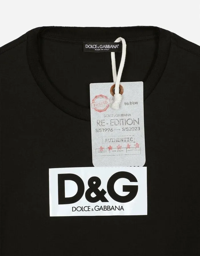 Dolce and Gabbana TShirts And Polos Men Cotton Roundneck Tshirt With Patch Black Dolce and Gabbana TShirts And Polos Men Cotton Roundneck Tshirt With Patch Black