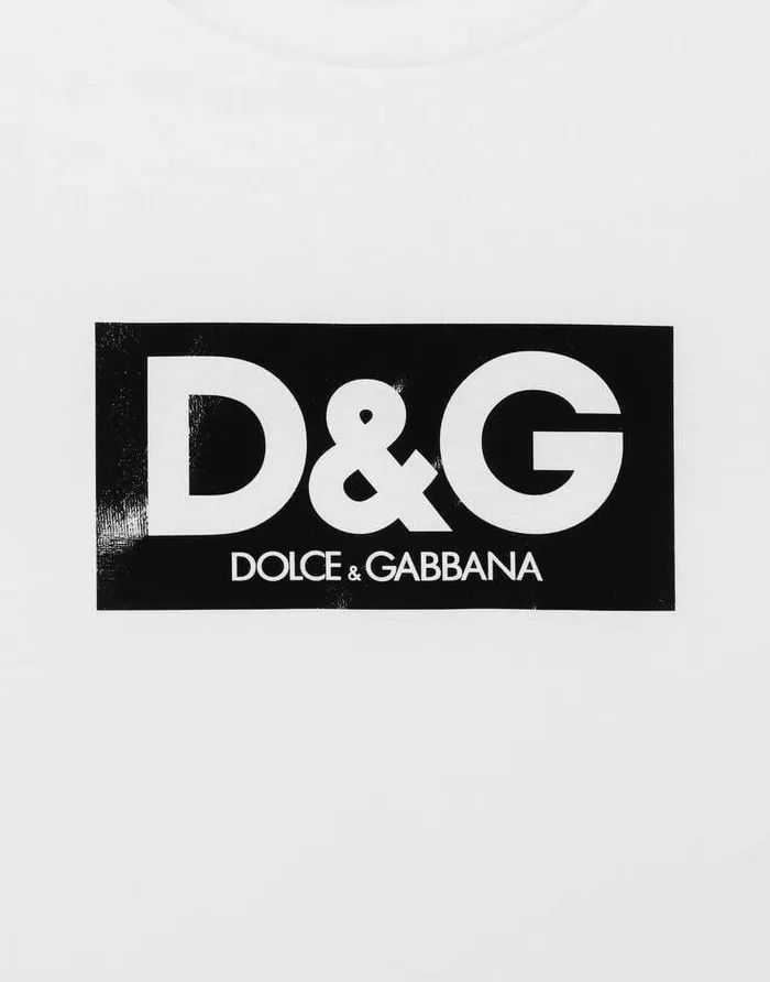 Dolce and Gabbana TShirts And Polos Men Cotton Roundneck Tshirt With Patch White Dolce and Gabbana TShirts And Polos Men Cotton Roundneck Tshirt With Patch White