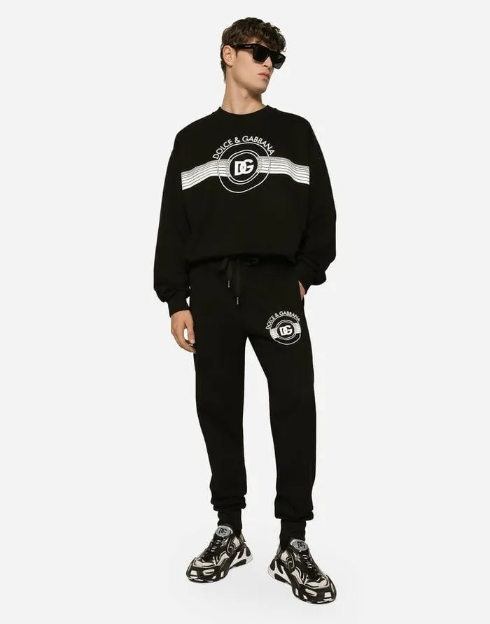 Dolce and Gabbana Trousers And Shorts Men Jersey Jogging Pants With DG Logo Print Black Dolce and Gabbana Trousers And Shorts Men Jersey Jogging Pants With DG Logo Print Black