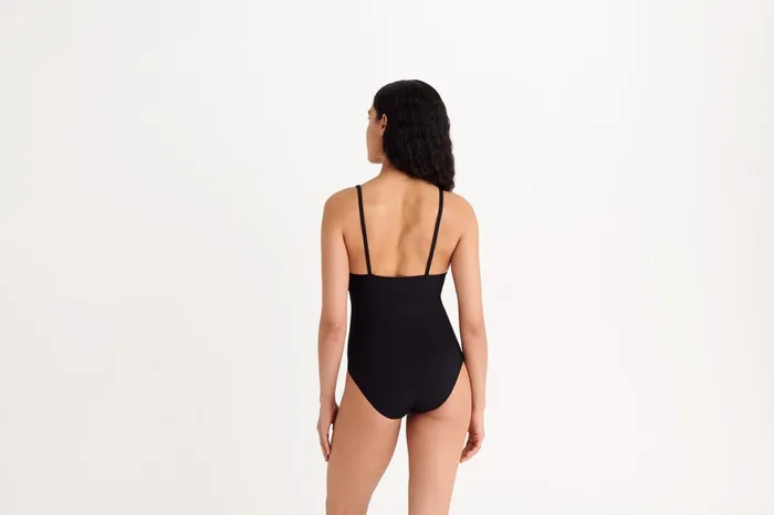 ERES Larcin Triangle OnePiece Noir Women OnePiece Swimsuits