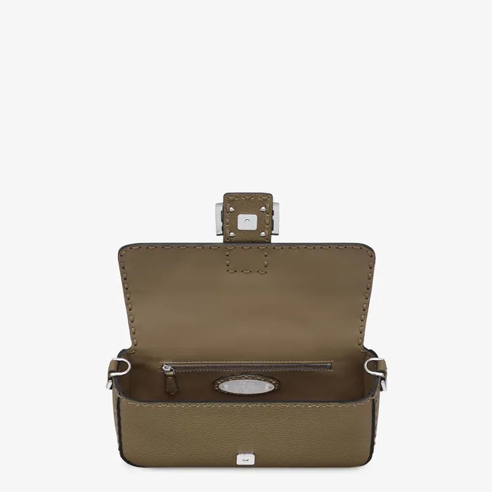 Fendi Shoulder and Crossbody Bags Baguette Green Selleria Bag With 612nbsphandsewn Topstitches 8211 Women