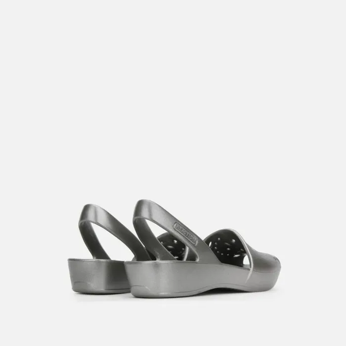 Fine Glass Slingback Sandal With Eva Pewter Women Kenneth Cole Sandals