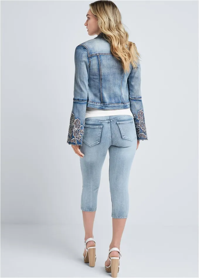FLORAL EMBRIODERED JACKET Medium Wash Women VENUS Denim FLORAL EMBRIODERED JACKET Medium Wash Women VENUS Denim