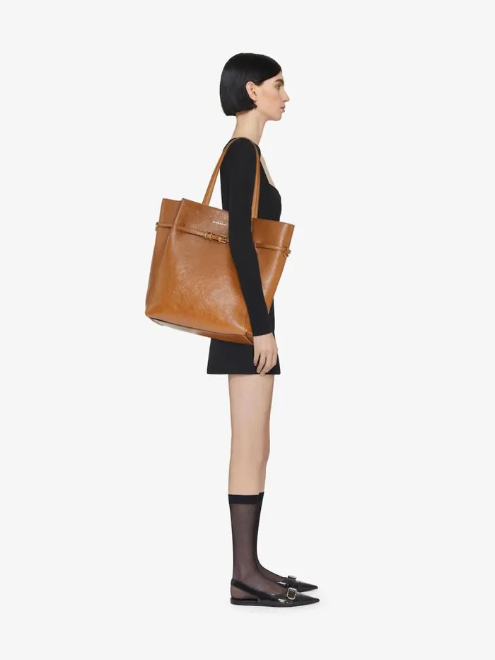 Givenchy Medium Voyou Tote Bag In Leather Soft Tan Women Shoulder Bags Givenchy Medium Voyou Tote Bag In Leather Soft Tan Women Shoulder Bags