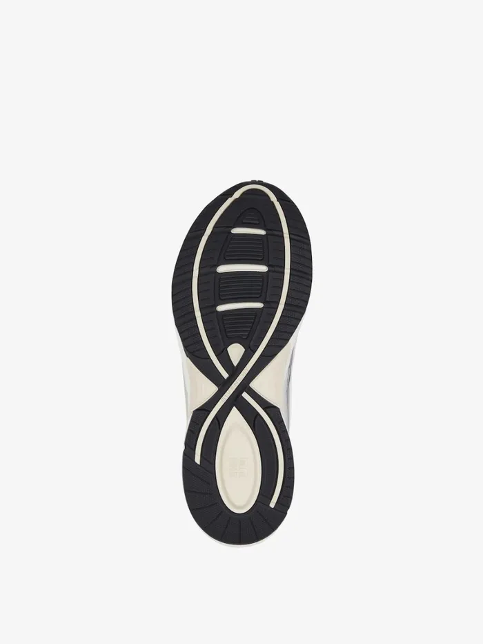 Givenchy NFNTY52 Runners In Synthetic Leather And Mesh Whitesilvery Men Sneakers Givenchy NFNTY52 Runners In Synthetic Leather And Mesh Whitesilvery Men Sneakers