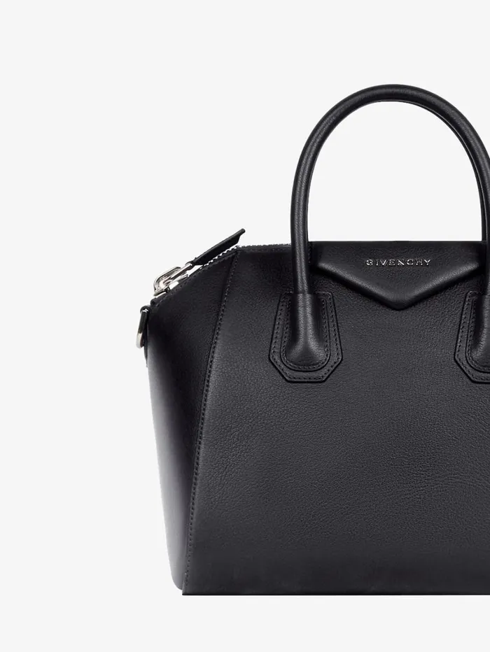 Givenchy Small Antigona Bag In Grained Leather Black Women Antigona Givenchy Small Antigona Bag In Grained Leather Black Women Antigona