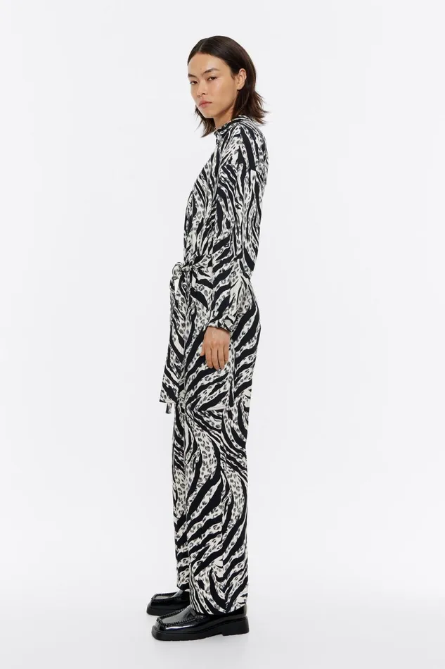 Ivory Zebra Cargo Jumpsuit Zebra Ivory Women Bimba Y Lola Dresses And Jumpsuits Ivory Zebra Cargo Jumpsuit Zebra Ivory Women Bimba Y Lola Dresses And Jumpsuits