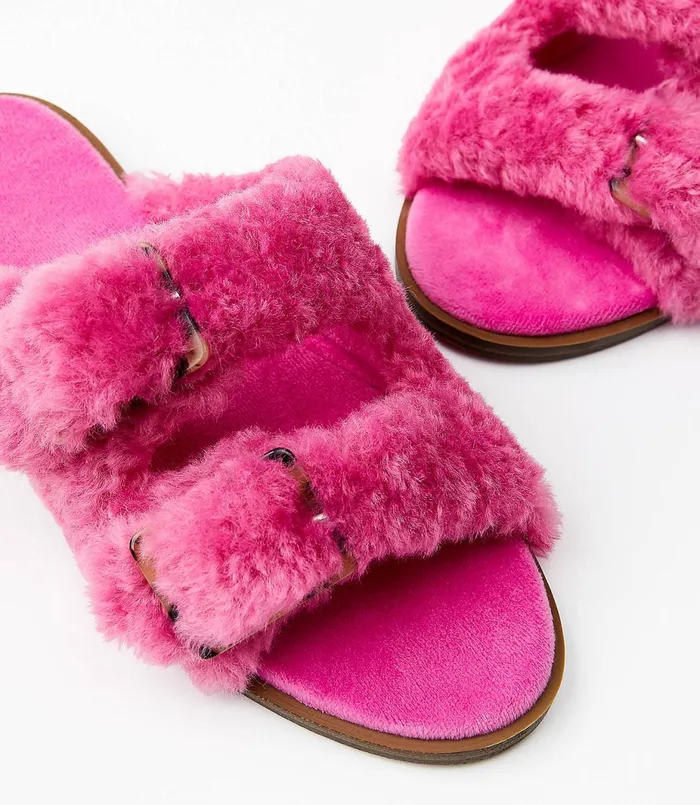 LOFT Faux Fur Buckle Slippers Pink Flare Women Shoes