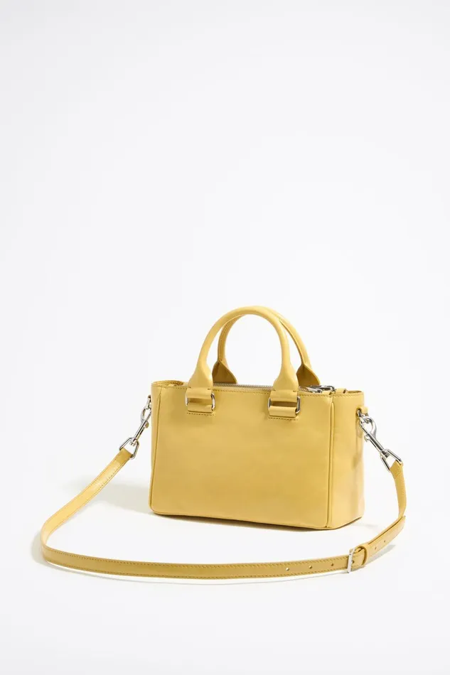 Medium Topaz Yellow Leather Pocket Tote Bag Topaz Yellow Women Bimba Y Lola Crossbody Bags Medium Topaz Yellow Leather Pocket Tote Bag Topaz Yellow Women Bimba Y Lola Crossbody Bags