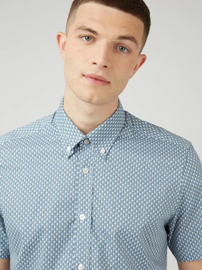 Men Ben Sherman Short Sleeve Shirts Geo Spot Print Shirt 8211 Blue Shadow Men Ben Sherman Short Sleeve Shirts Geo Spot Print Shirt 8211 Blue Shadow