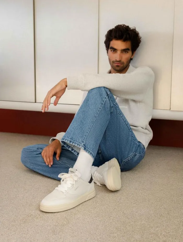 Men Sneakers Bobbies Thanassi Off White and Ink