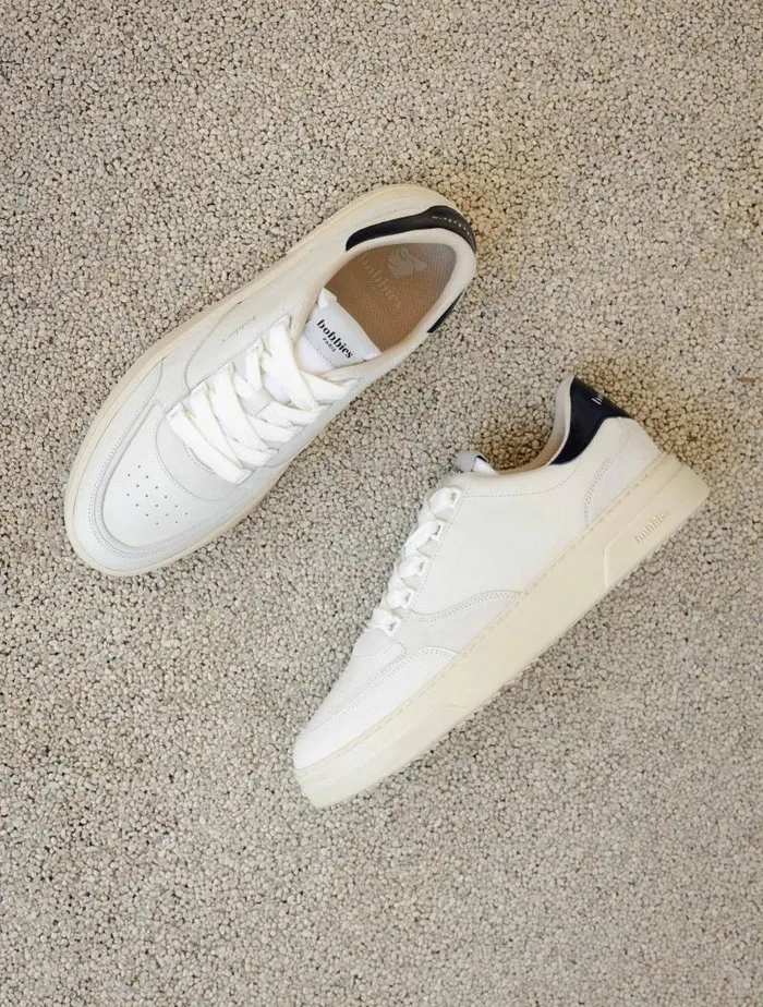 Men Sneakers Bobbies Thanassi Off White and Ink