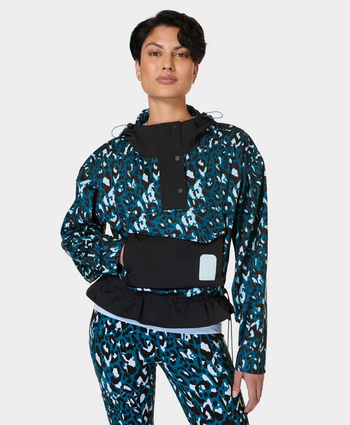 Merrell Outerwear Women Ascend Whisper Anorak X Sweaty Betty Blue Brushstroke Leopardblack