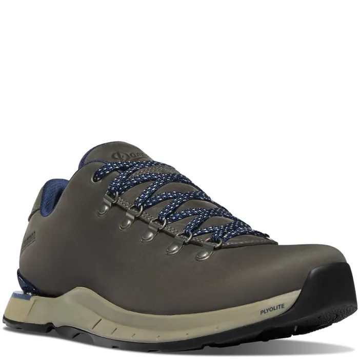 Mountain Overlook Charcoal Men Danner Shoes