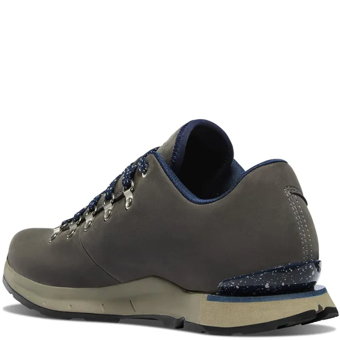 Mountain Overlook Charcoal Men Danner Shoes