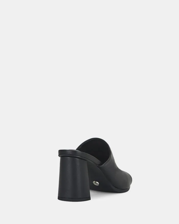 Mules FREYAH BLACK 8211 NOVO Shoes Women