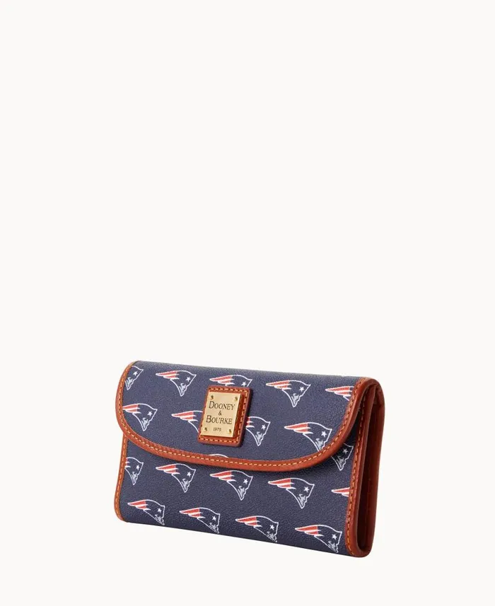 NFL Patriots Cont Clutch Patriots ManWoman Dooney and Bourke Wallets NFL Patriots Cont Clutch Patriots ManWoman Dooney and Bourke Wallets