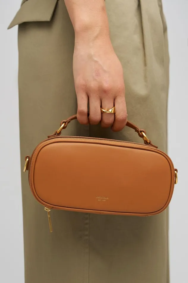 Oroton Margot Camera Bag Dark Camel Women Crossbody Oroton Margot Camera Bag Dark Camel Women Crossbody