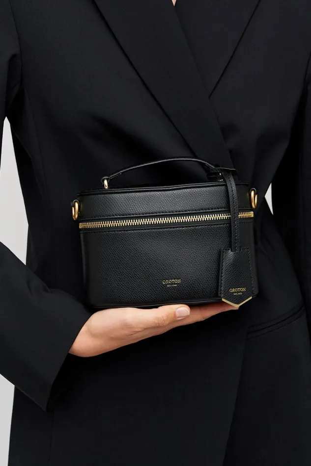 Oroton Muse Vanity Crossbody Black Women Crossbody Oroton Muse Vanity Crossbody Black Women Crossbody