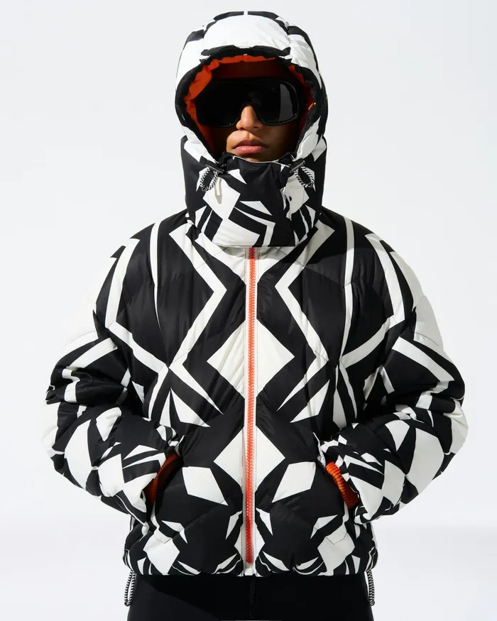 Perfect Moment Mountain Puffer Jacket White and Black Women Jackets