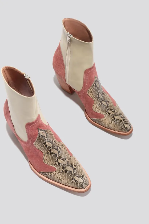 Rachel Comey Boots Women Winnie Boot Champagne