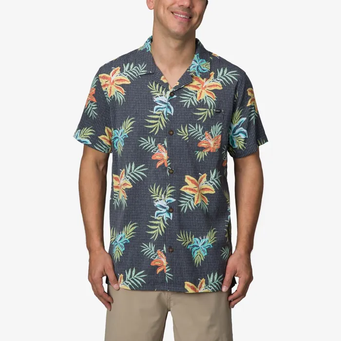 Reef TShirts and Shirts Arroyo Short Sleeve Shirt Caviar 8211 Men