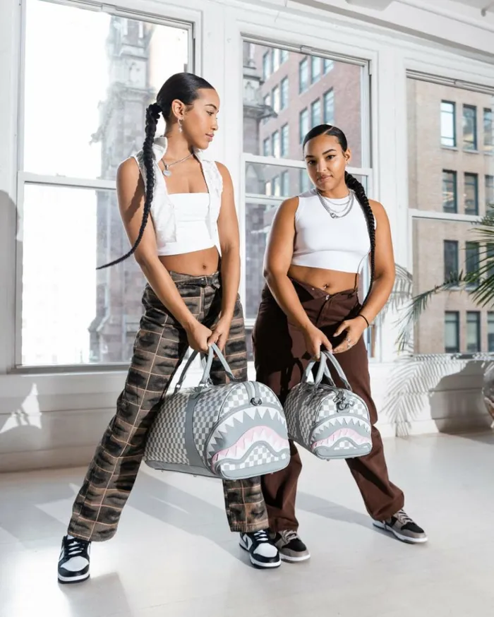 SPRAYGROUND AIR TO THE THRONE JETSET DUFFLE Bags