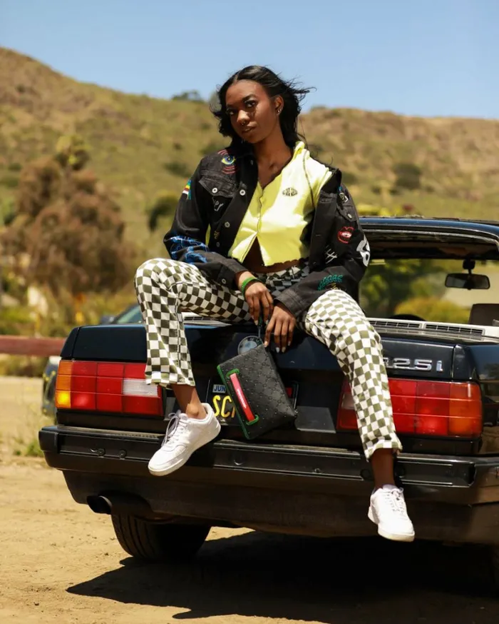 SPRAYGROUND DINERO CROSSOVER CLUTCH Bags