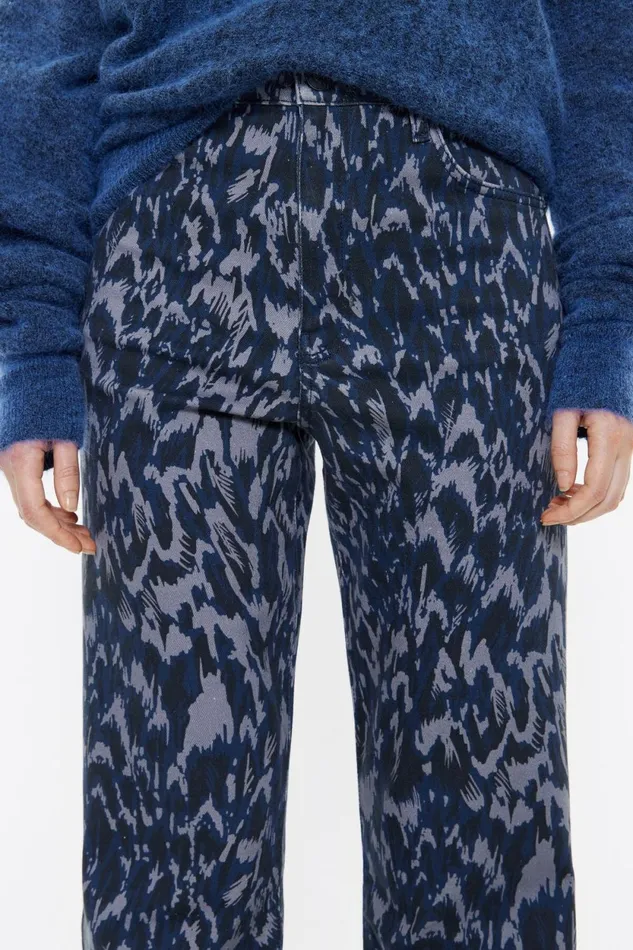 STRAIGHT CROPPED 8211 Navy Blue Plumancha Jeans Plumancha Navy Women Bimba Y Lola Denim STRAIGHT CROPPED 8211 Navy Blue Plumancha Jeans Plumancha Navy Women Bimba Y Lola Denim