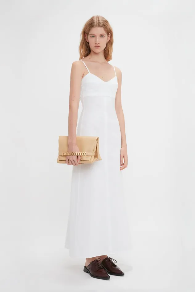 The Chain Pouch Women Victoria Beckham Chain Pouch With Strap In Sesame Leather