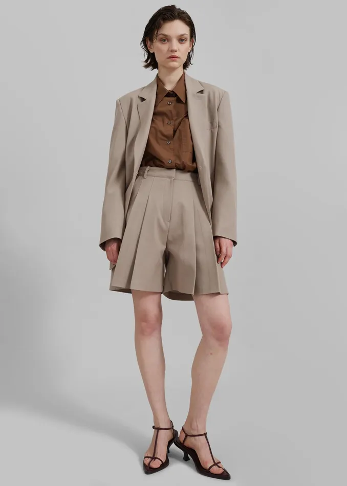 The Frankie Shop Bottoms Eline Shorts 8211 Beige 8211 Women