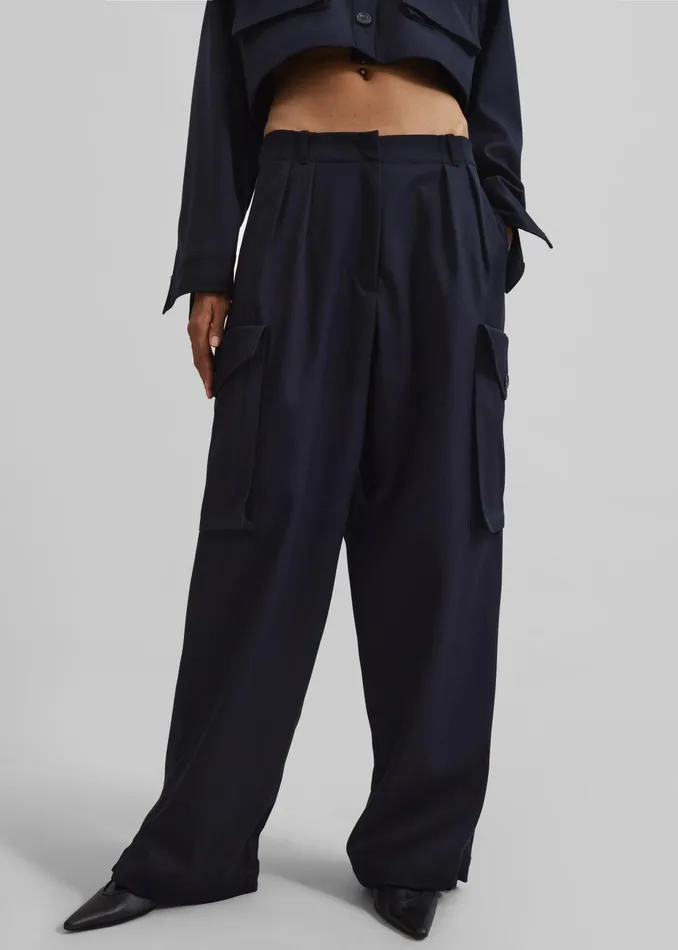 The Frankie Shop Bottoms Kiora Cargo Pants 8211 Navy 8211 Women