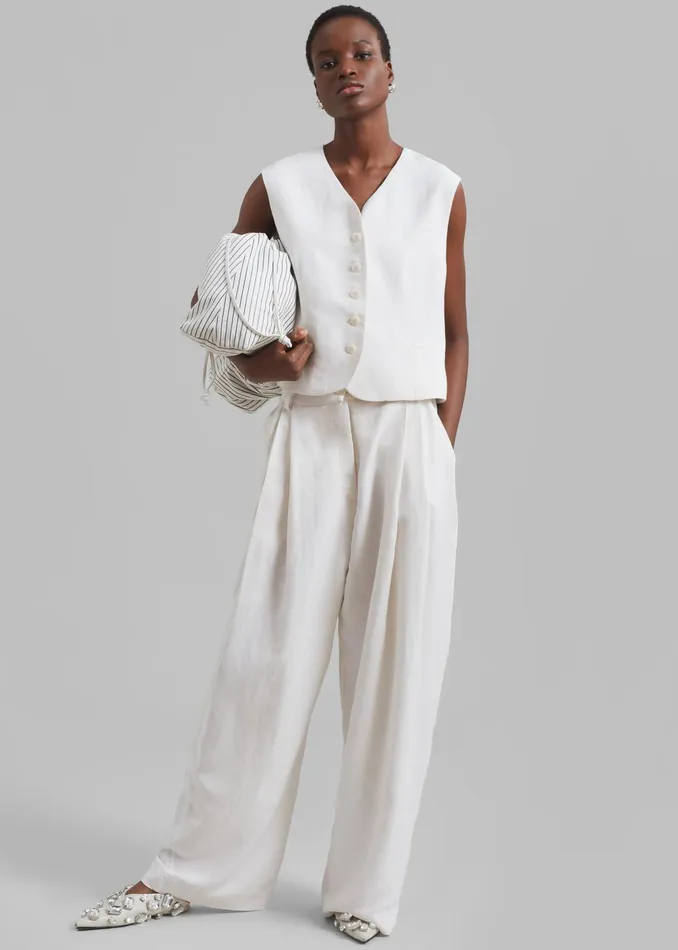 The Frankie Shop Bottoms Piper Pleated Trousers 8211 White 8211 Women