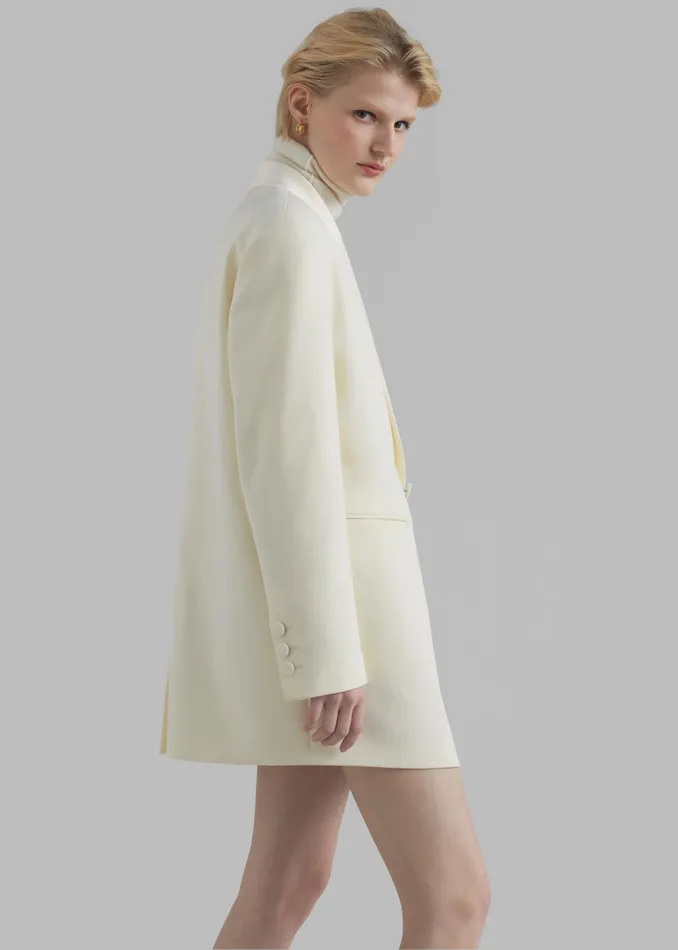 The Frankie Shop Outerwear Poppy Satin Collar Blazer 8211 Cream 8211 Women