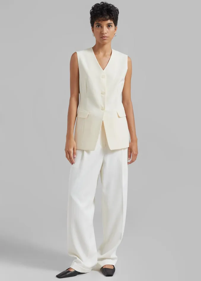 The Frankie Shop Outerwear Sutton Vest 8211 Cream 8211 Women