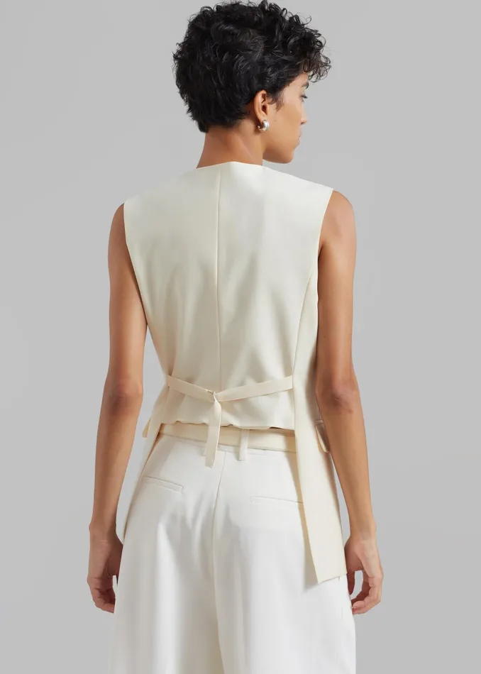The Frankie Shop Outerwear Sutton Vest 8211 Cream 8211 Women