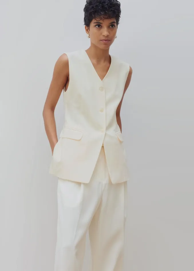 The Frankie Shop Outerwear Sutton Vest 8211 Cream 8211 Women