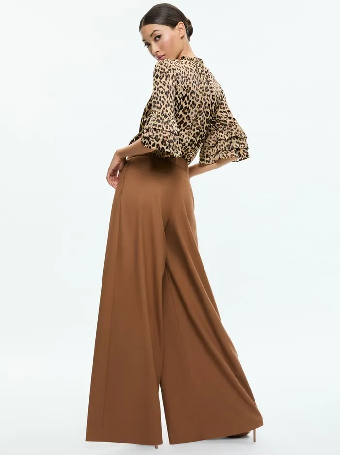 Tops Women Alice Olivia Julius Top Leopard Love