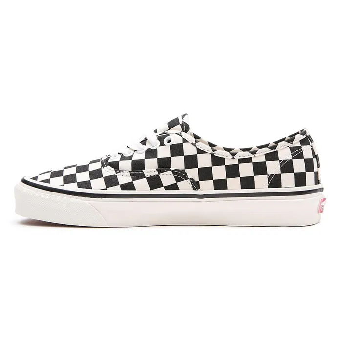 Vans Lowtop Shoes Women Anaheim Factory Authentic 44 DX Shoes Black White