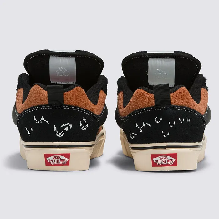 Vans Lowtop Shoes Women Disney X Knu Skool Shoes Black
