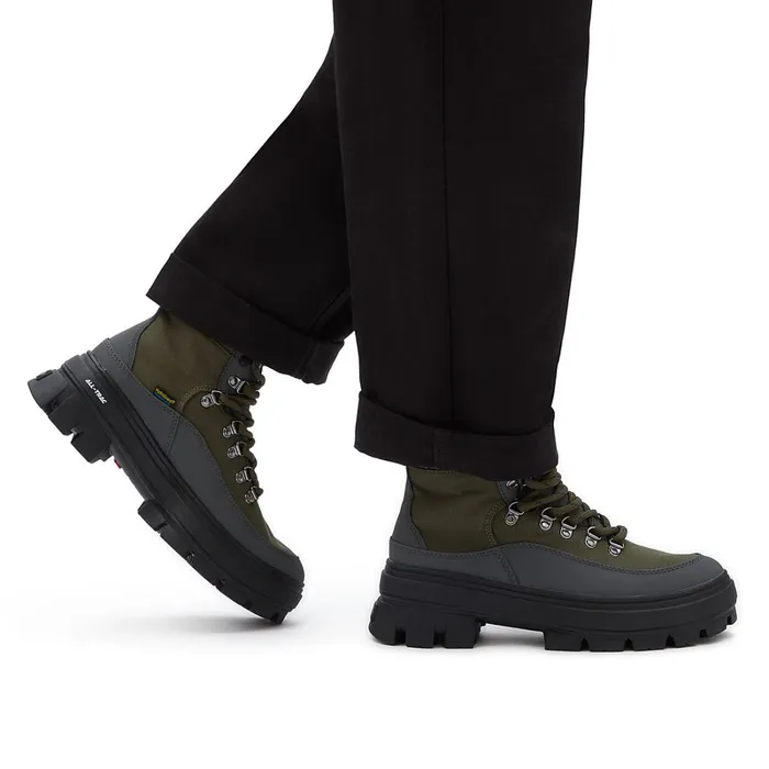 Vans Platform Shoes Women Colfax Elevate MTE2 Shoes Green